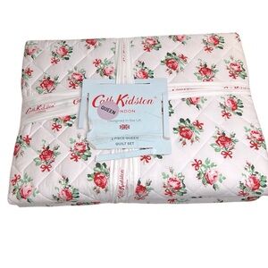 Cath Kidston Floral Bow Queen Quilt and Sham 3 pc. Set Cottagecore Coquette NWT
